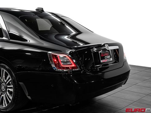 Used 2023 Rolls-Royce Ghost AWD/4WD image 17