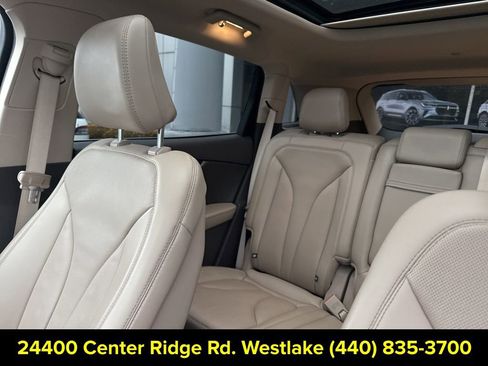 Used 2022 Lincoln Nautilus Reserve image 15