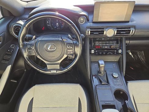 Used 2022 Lexus IS 350 F Sport RWD image 17