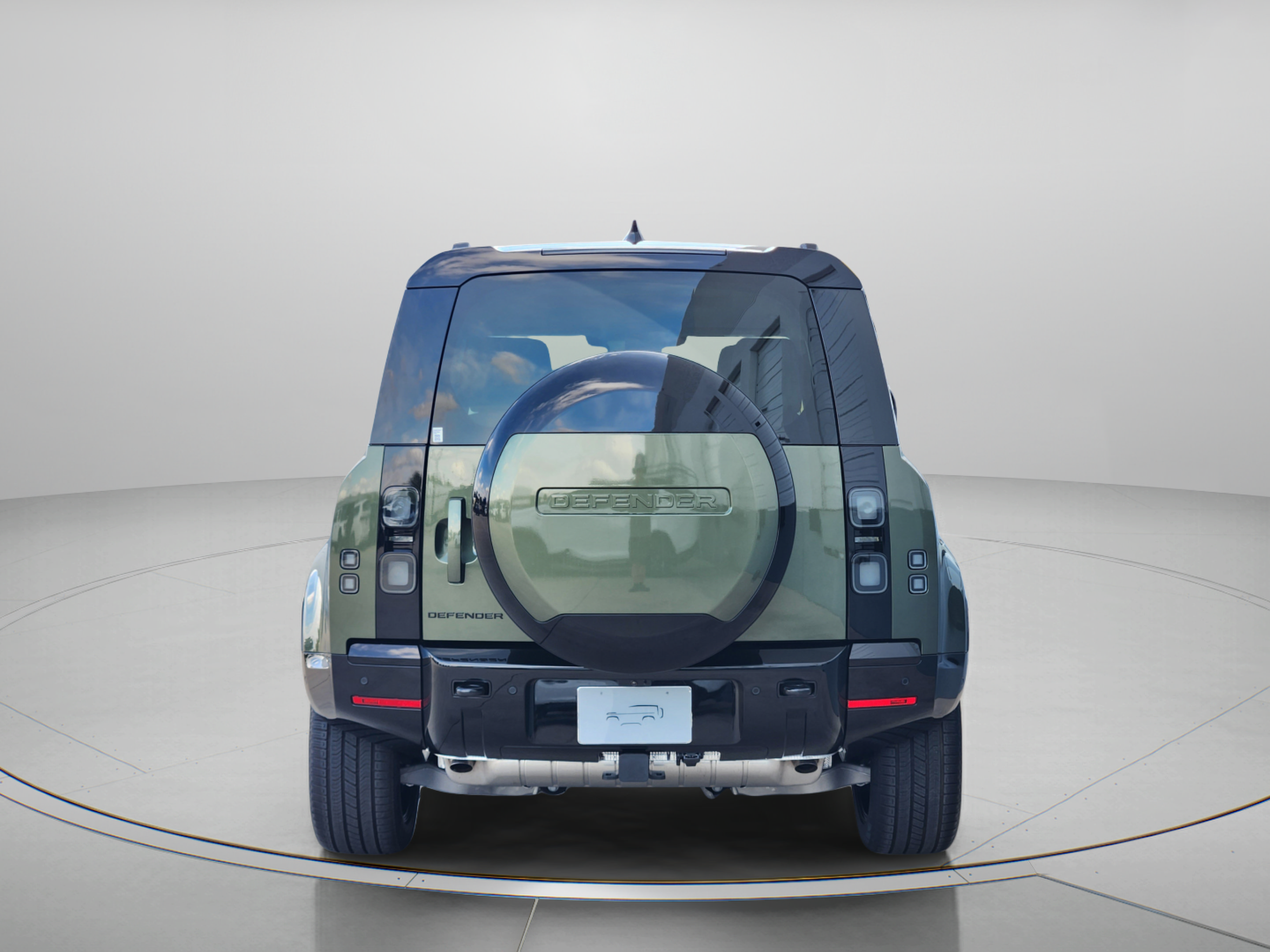 New 2026 Land Rover Defender 110 X-Dynamic SE AWD/4WD image 4