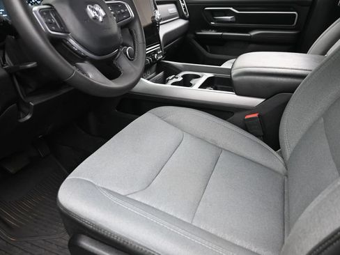 Used 2025 RAM 1500 Big Horn AWD/4WD image 16