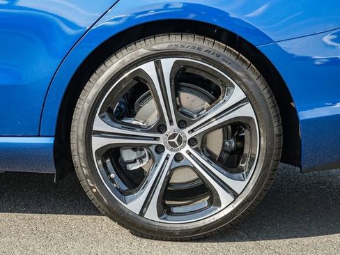 New 2026 Mercedes-Benz C 300 4MATIC Sedan image 18