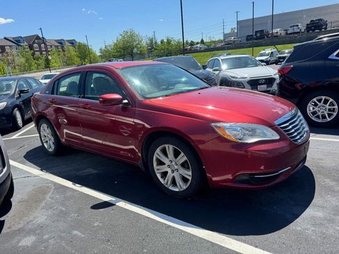 Used 2014 Chrysler 200 Touring image 5