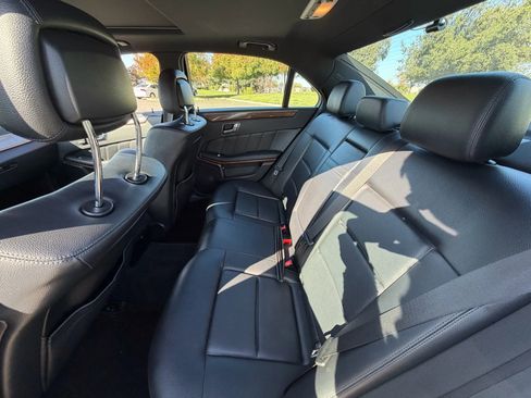 Used 2010 Mercedes-Benz E 350 Sedan image 11