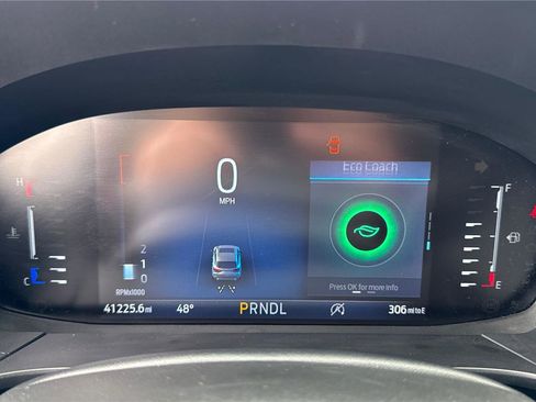 Used 2023 Ford Escape ST-Line image 15