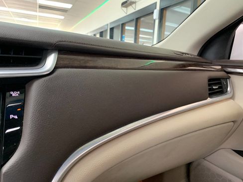 Used 2016 Cadillac XTS Luxury AWD/4WD image 18