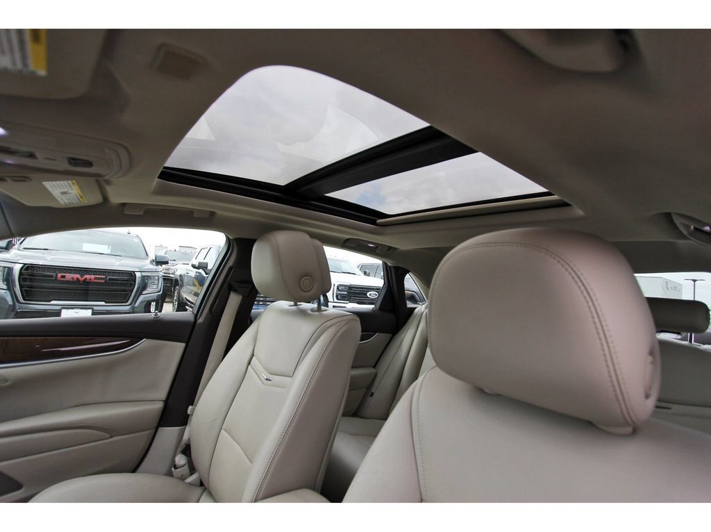 Used 2014 Cadillac XTS Luxury w/ Driver Awareness Package FWD image 27