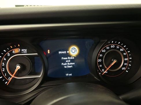 New 2026 Jeep Wrangler Unlimited Rubicon w/ Xtreme 35 Tire Package AWD/4WD image 11