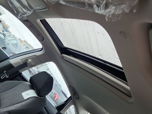 New 2025 Honda Accord SE image 10