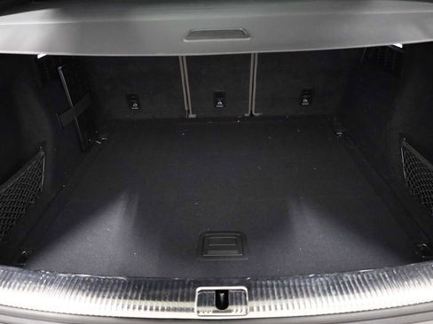 Used 2023 Audi SQ5 Premium Plus w/ Premium Plus Package image 38