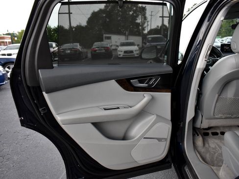 Used 2018 Audi Q7 3.0T Prestige w/ Prestige Package image 36
