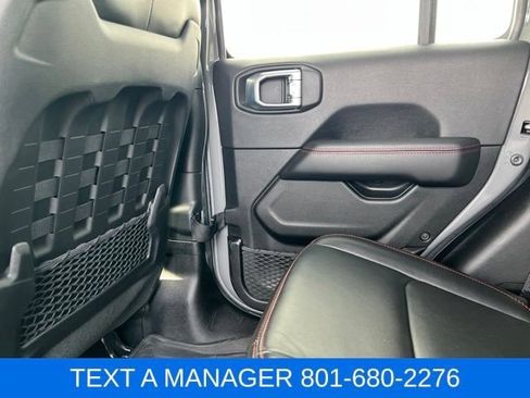 Used 2023 Jeep Gladiator Rubicon w/ LED Lighting Group AWD/4WD image 36