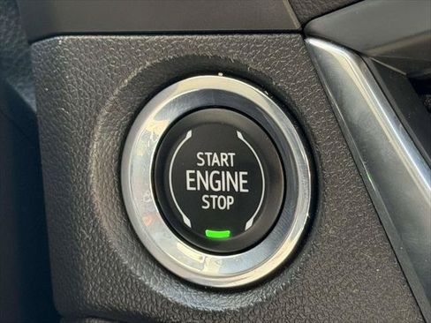 Used 2024 Buick Encore GX Sport Touring AWD/4WD image 32