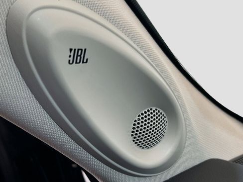 New 2026 Toyota Highlander Limited image 16