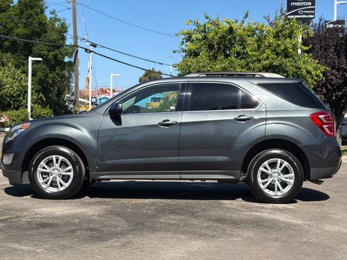 Used 2017 Chevrolet Equinox LT w/ Convenience Package FWD image 7