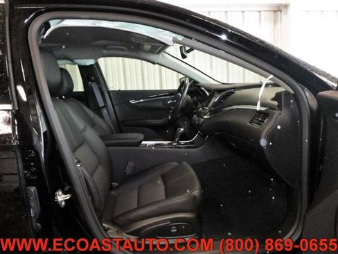 Used 2017 Chevrolet Impala LT image 8