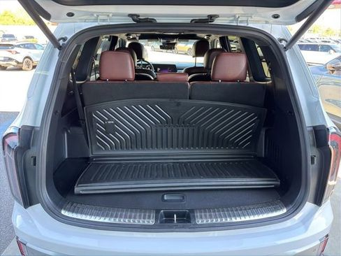 Certified 2024 Kia Telluride SX Prestige AWD/4WD image 30