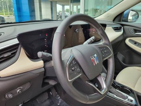 Used 2025 Buick Encore GX Preferred w/ Comfort Package AWD/4WD image 16