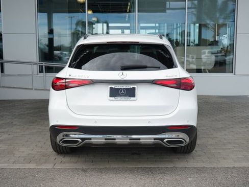 Certified 2025 Mercedes-Benz GLC 350e 4MATIC image 7