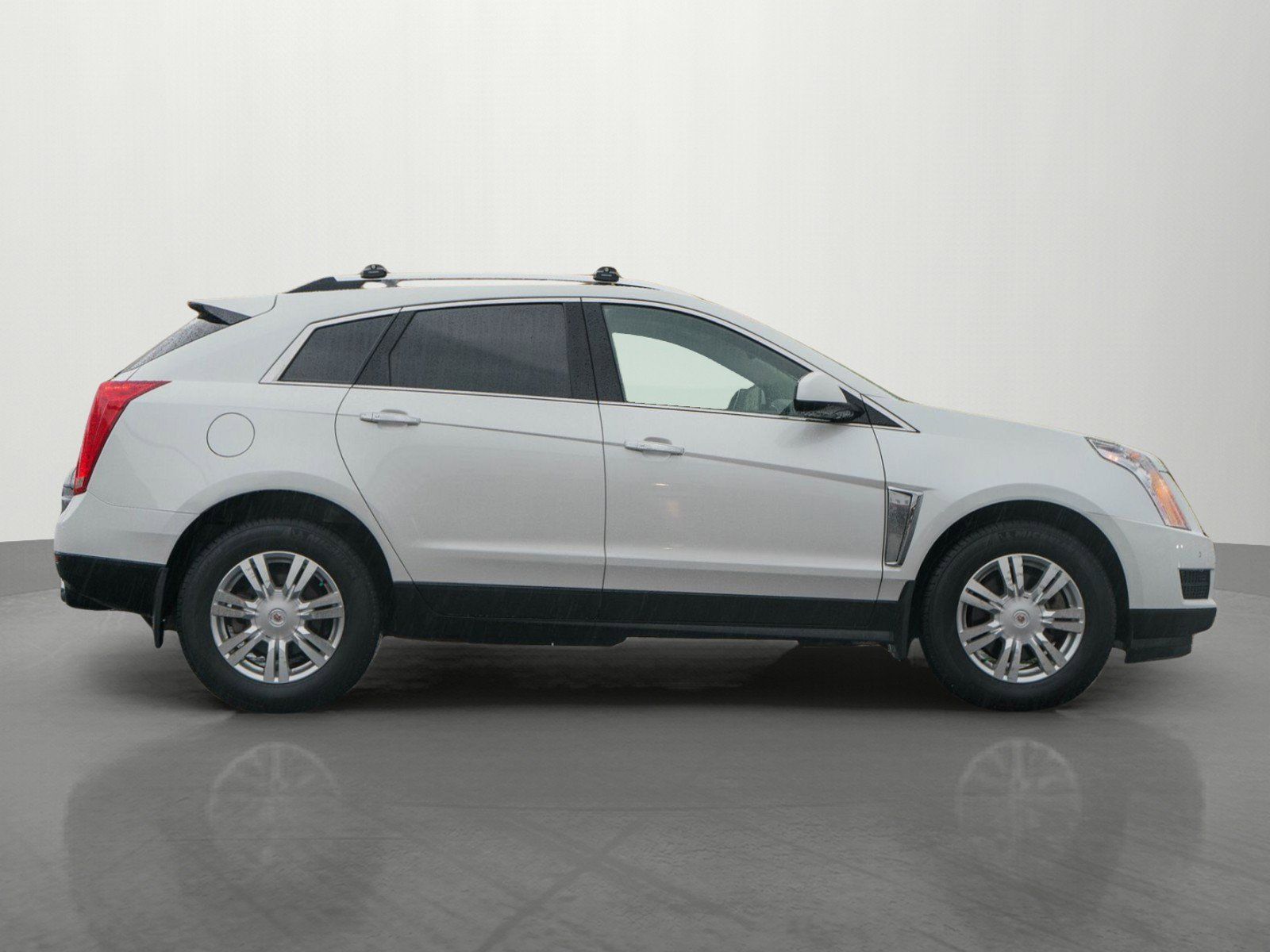 Used 2014 Cadillac SRX Luxury w/ Driver Awareness Package AWD/4WD image 8