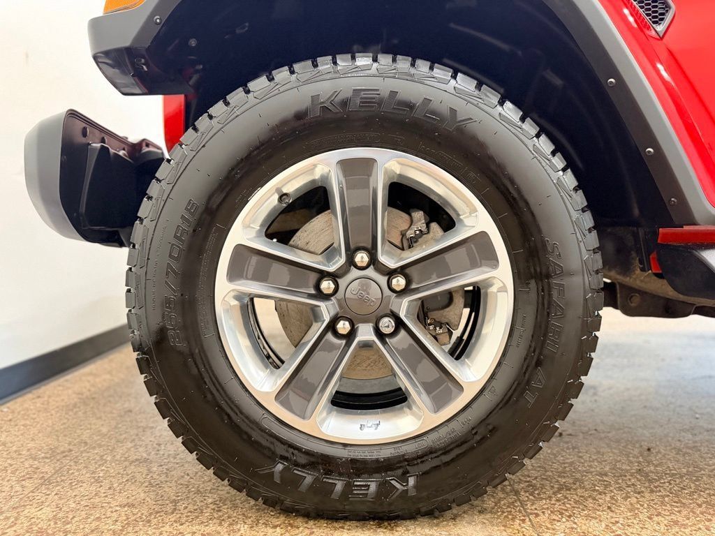Used 2021 Jeep Wrangler Unlimited Sahara w/ Uconnect 4C Nav & Sound Group AWD/4WD image 27