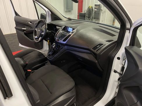 Used 2016 Ford Transit Connect XLT image 46