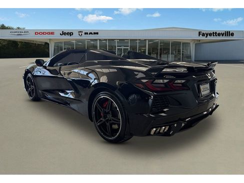 Used 2021 Chevrolet Corvette Stingray Premium Conv w/ Z51 Performance Package RWD image 5