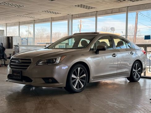 Used 2016 Subaru Legacy 2.5i Limited image 2