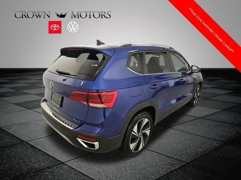 Used 2024 Volkswagen Taos SE AWD/4WD image 6