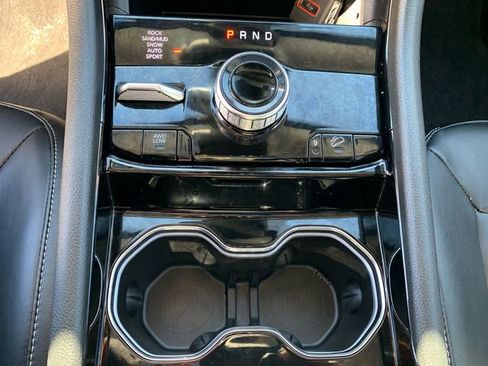 Used 2022 Jeep Grand Cherokee Limited 4xe image 36