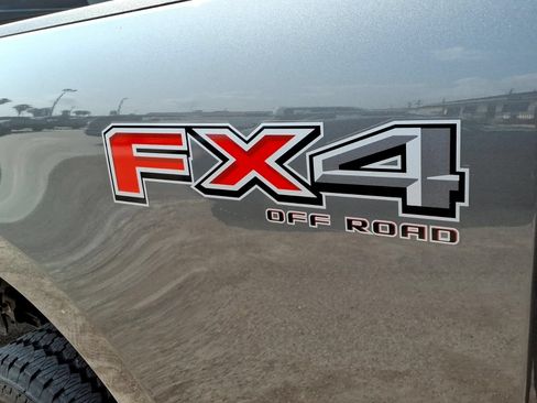 Used 2025 Ford F250 XL w/ STX Appearance Package AWD/4WD image 14