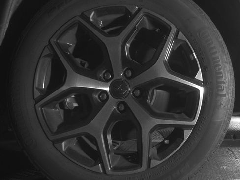 Used 2025 Jeep Compass Limited image 14