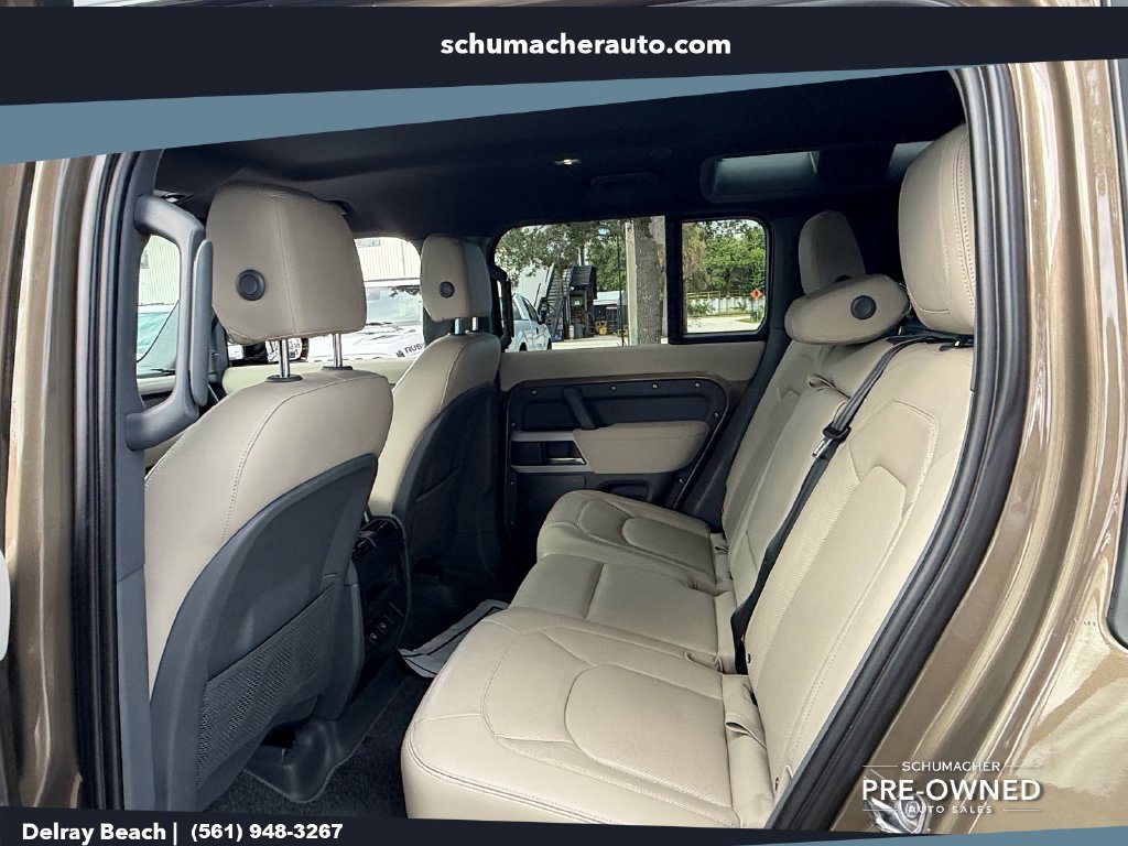 Used 2023 Land Rover Defender 110 S AWD/4WD image 12