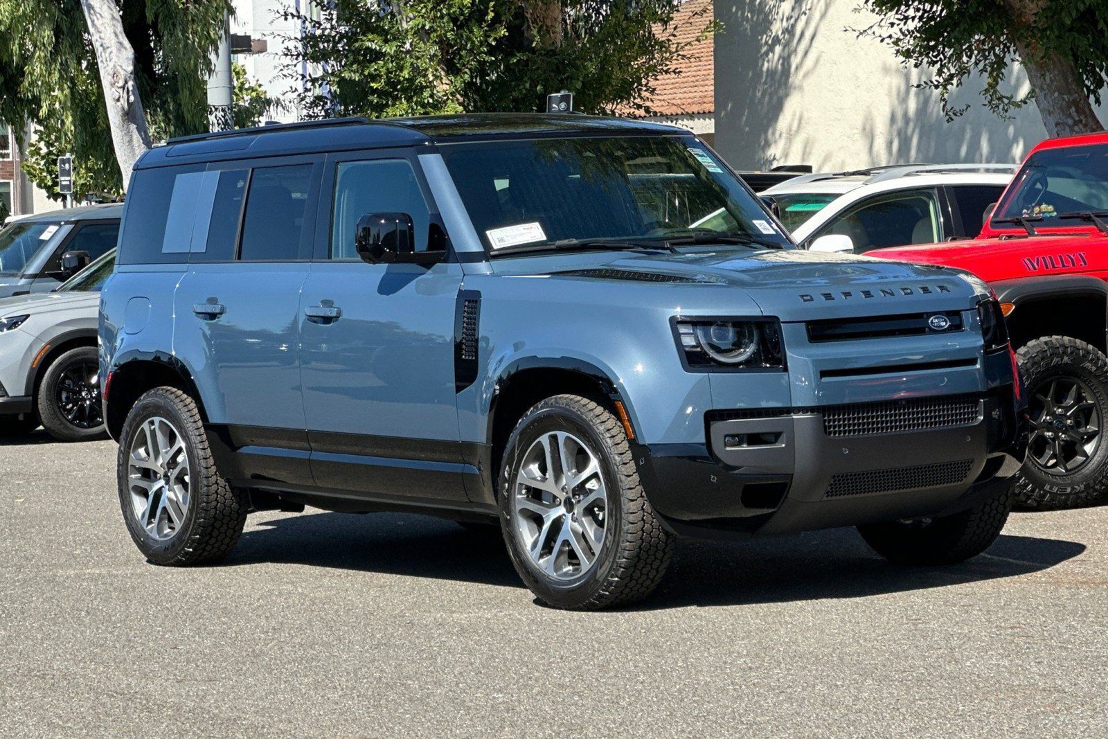 New 2026 Land Rover Defender 110 X-Dynamic SE AWD/4WD image 7
