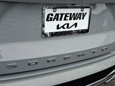 Used 2022 Kia Sorento SX image 35