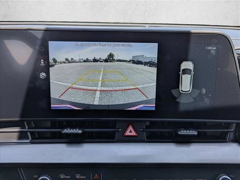Used 2024 Kia Sportage EX FWD image 19