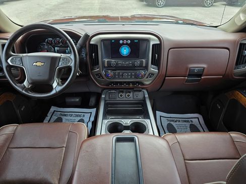 Used 2014 Chevrolet Silverado 1500 High Country w/ High Country Premium Package AWD/4WD image 41