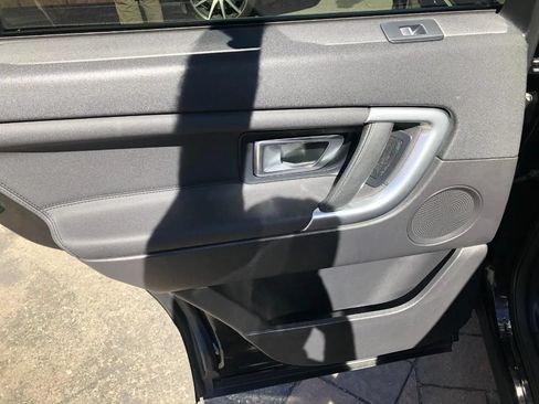 Used 2015 Land Rover Discovery Sport HSE AWD/4WD image 26