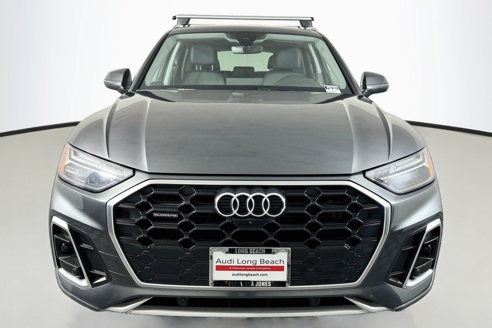 Used 2023 Audi Q5 2.0T Premium Plus w/ Premium Plus Package AWD/4WD image 2