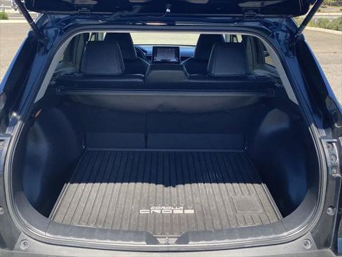 Certified 2022 Toyota Corolla Cross XLE w/ Black Badges Package (TMS) image 22