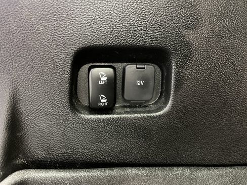 Used 2023 Ford Edge Titanium w/ Cargo Accessory Package image 29