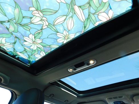 Used 2020 MINI Cooper 4-Door Hardtop image 6