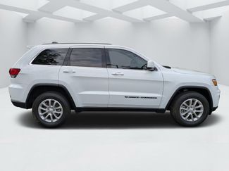 Used 2022 Jeep Grand Cherokee Laredo E video 2