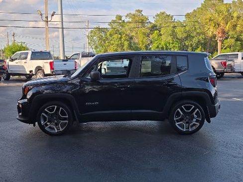 Used 2021 Jeep Renegade Sport FWD image 9