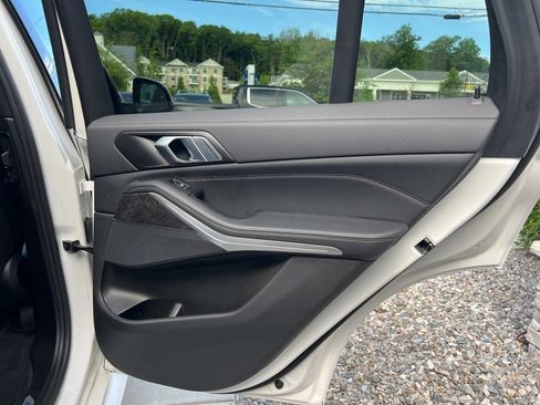 Used 2023 BMW X5 xDrive40i w/ M Sport Package AWD/4WD image 61