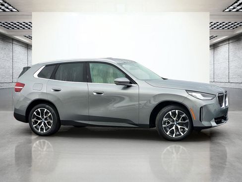 New 2026 BMW X3 xDrive30 w/ Convenience Package image 3