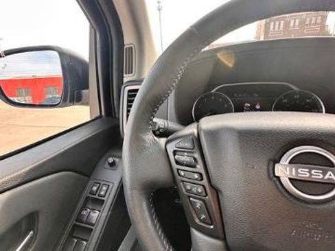 Certified 2024 Nissan Frontier SV w/ Hardbody Edition image 18