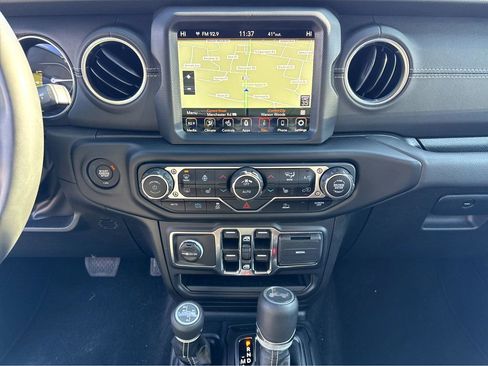 Certified 2023 Jeep Wrangler Sahara w/ Cold Weather Group image 22