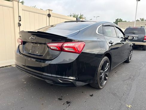 Used 2021 Chevrolet Malibu LT w/ Midnight Edition FWD image 3