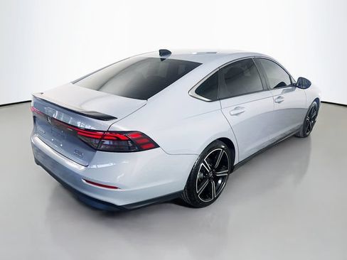 Used 2024 Honda Accord Sport image 8